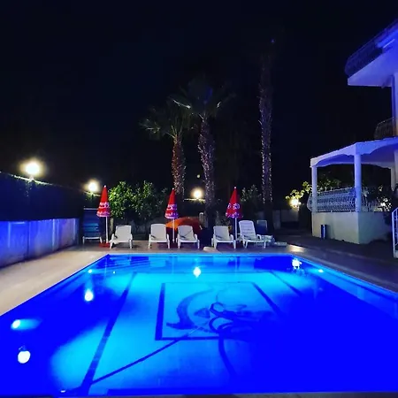 Infinity Ruby 4* Kargı