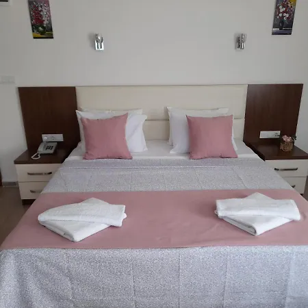 Infinity Ruby Otel