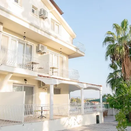 Otel Infinity Ruby 4*