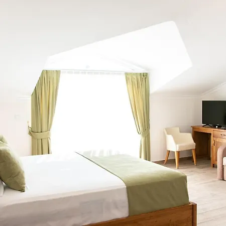 Infinity Ruby Otel